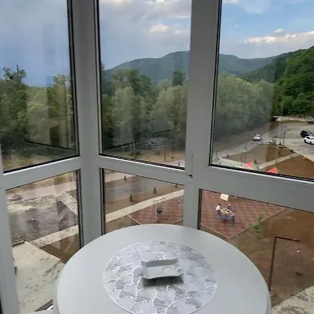жк сонячний квартал Apartment